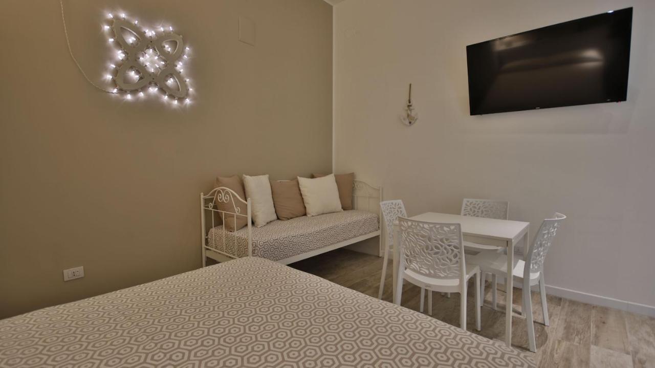 מונופולי Casa Levante A 75 Mt Dalla Spiaggia מראה חיצוני תמונה