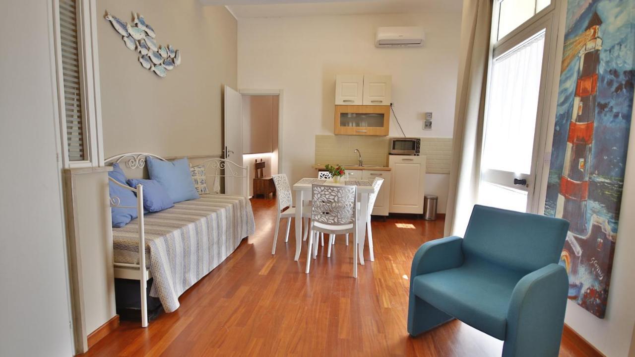 מונופולי Casa Levante A 75 Mt Dalla Spiaggia מראה חיצוני תמונה